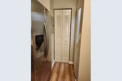 123 Elm St #D11, Quincy, MA 02169 - Photo 8