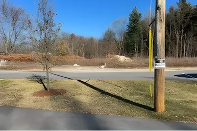 1905 Lakeview Ave, Dracut, MA 01826 - Photo 2
