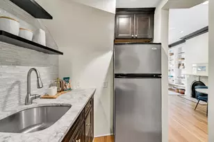 114 Appleton St, Boston, MA 02116 - Photo 8