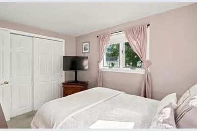 33 Nicholson St, Lynn, MA 01905 - Photo 16