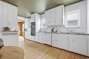 13-15 Carney St, Medford, MA 02155 - Photo 8