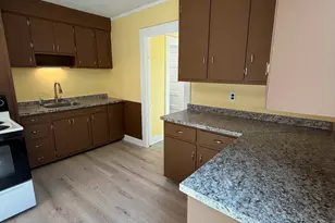 87 Howard St, Waltham, MA 02451 - Photo 2