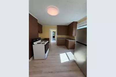 87 Howard St #1, Waltham, MA 02451 - Photo 20