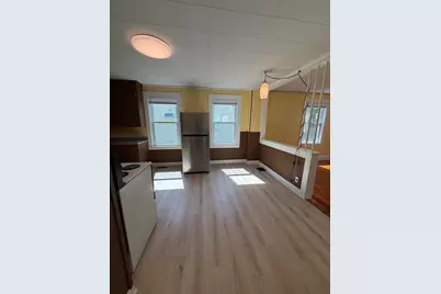 87 Howard St #1, Waltham, MA 02451 - Photo 4