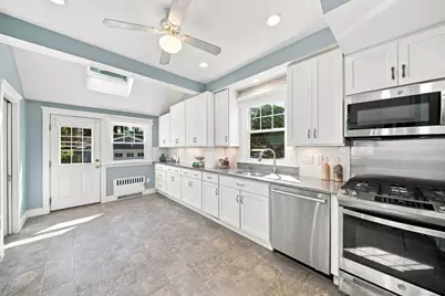 54 Emerson Street, Wakefield, MA 01880 - Photo 12