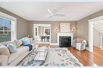 54 Emerson Street, Wakefield, MA 01880 - Photo 4