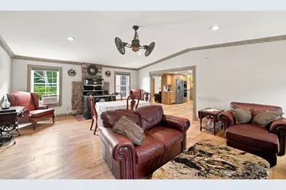 181 Wheeler Ave, Orange, MA 01364 - Photo 18