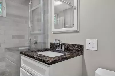 10 Hayward St, Randolph, MA 02368 - Photo 20