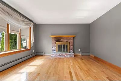 8 Short St, Medford, MA 02155 - Photo 6
