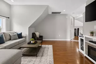 37 Stonehurst, Boston, MA 02122 - Photo 8