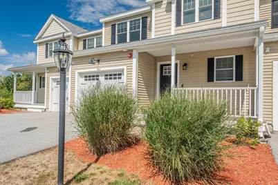 1204 Hazelwood Way #1204, Clinton, MA 01510 - Photo 2