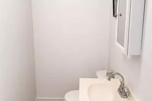 21 Bicknell St, Attleboro, MA 02703 - Photo 6