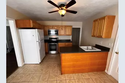 120 Summit St #2, Clinton, MA 01510 - Photo 2