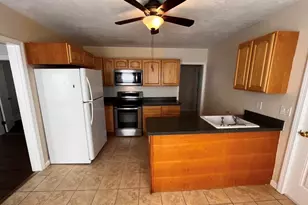 120 Summit St, Clinton, MA 01510 - Photo 2