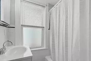 7 Andrew St, Salem, MA 01970 - Photo 14