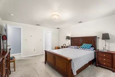 245 Hampstead St, Methuen, MA 01844 - Photo 24