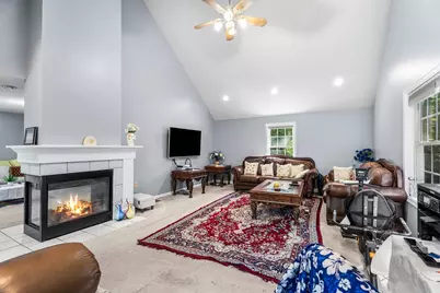 245 Hampstead St, Methuen, MA 01844 - Photo 20
