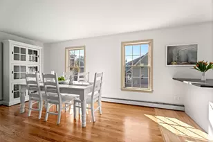 28 Elm St, Manchester by the Sea, MA 01944 - Photo 10