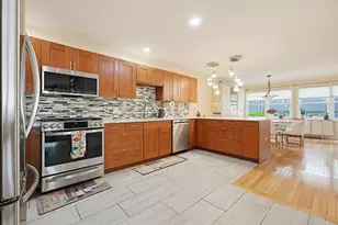 81 Arrowhead Cir, Ashland, MA 01721 - Photo 10