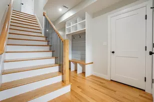 30 Maple St, Waltham, MA 02453 - Photo 6