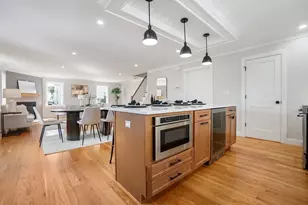 30 Maple St, Waltham, MA 02453 - Photo 10