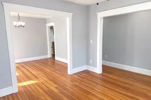 23 Oakland St, Watertown, MA 02472 - Photo 10