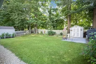 28 Londonderry Rd, Framingham, MA 01701 - Photo 26