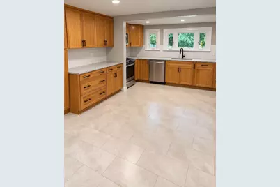 28 Londonderry Road, Framingham, MA 01701 - Photo 6