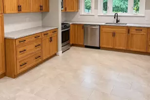 28 Londonderry Rd, Framingham, MA 01701 - Photo 6