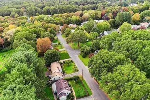28 Londonderry Rd, Framingham, MA 01701 - Photo 32