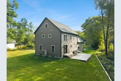 198A Fremont, Taunton, MA 02780 - Photo 6