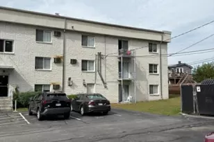 24 Inman St, Lawrence, MA 01843 - Photo 2