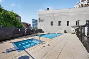 566 Commonwealth Ave, Boston, MA 02215 - Photo 20