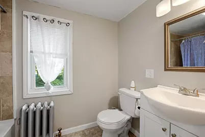 1100 Roosevelt Ave, Springfield, MA 01109 - Photo 16