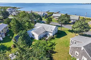 27 Alder St, Fairhaven, MA 02719 - Photo 10