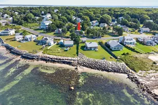 27 Alder St, Fairhaven, MA 02719 - Photo 2