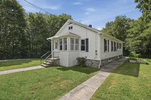 28 Eastern Ave, Webster, MA 01570 - Photo 1