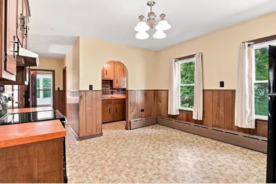 28 Eastern Avenue, Webster, MA 01570 - Photo 6