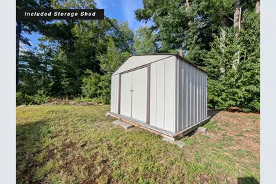 17 Deane St #A, Wareham, MA 02571 - Photo 4