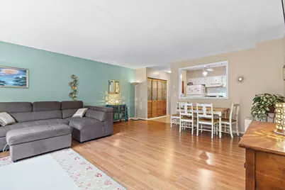 49 Windsor Dr #301, Holliston, MA 01746 - Photo 4