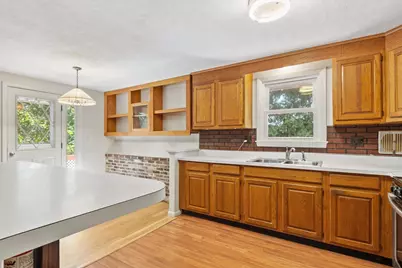 136 Ridge Rd, Marlborough, MA 01752 - Photo 8