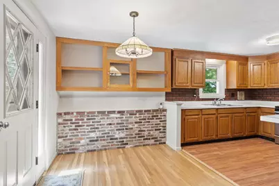 136 Ridge Rd, Marlborough, MA 01752 - Photo 6