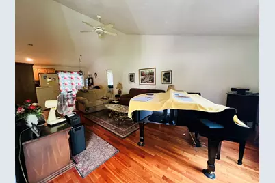 12 Deerfield Cir, Auburn, MA 01501 - Photo 14