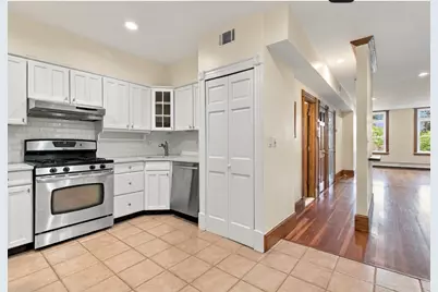58 Myrtle St #2, Boston, MA 02114 - Photo 8