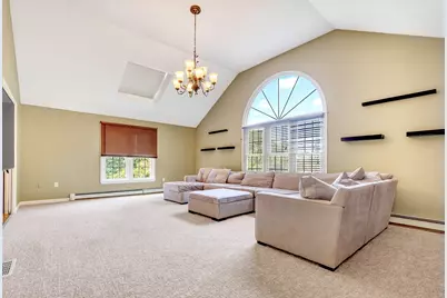 27 Field Pond Rd, Milford, MA 01757 - Photo 4