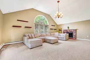 27 Field Pond Rd, Milford, MA 01757 - Photo 6