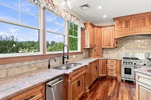 20 Bungalow Point, Wilbraham, MA 01095 - Photo 6