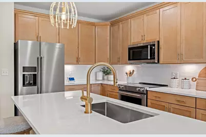 30 Coppersmith Way #108, Canton, MA 02021 - Photo 6