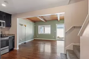 43 Meadow Pond Dr, Leominster, MA 01453 - Photo 2