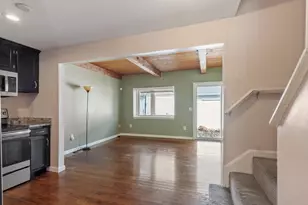 43 Meadow Pond Dr, Leominster, MA 01453 - Photo 2
